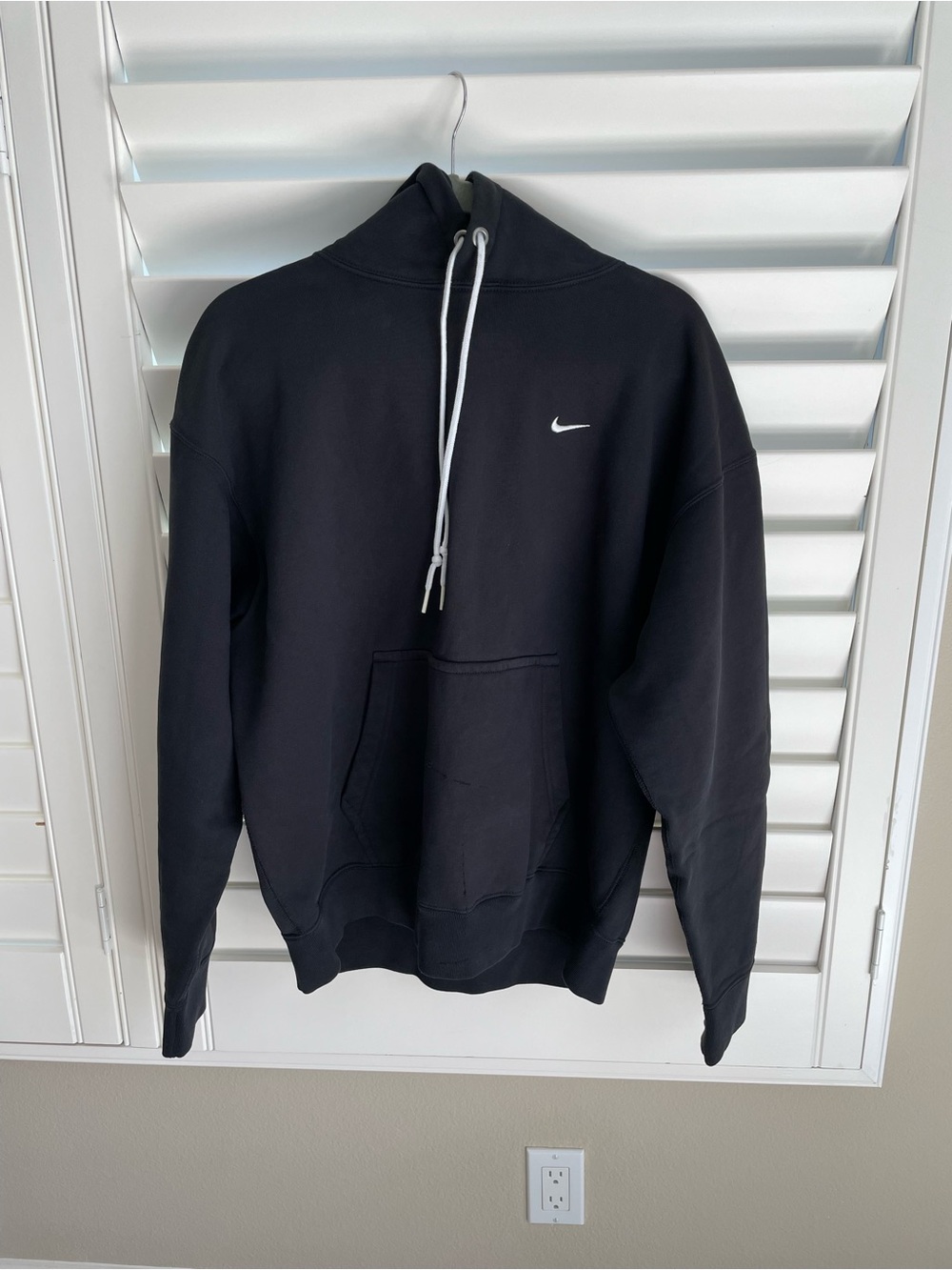 100$Nike Solo Swoosh Men's Fleece Pullover Hoodie New With Imperfection M Black